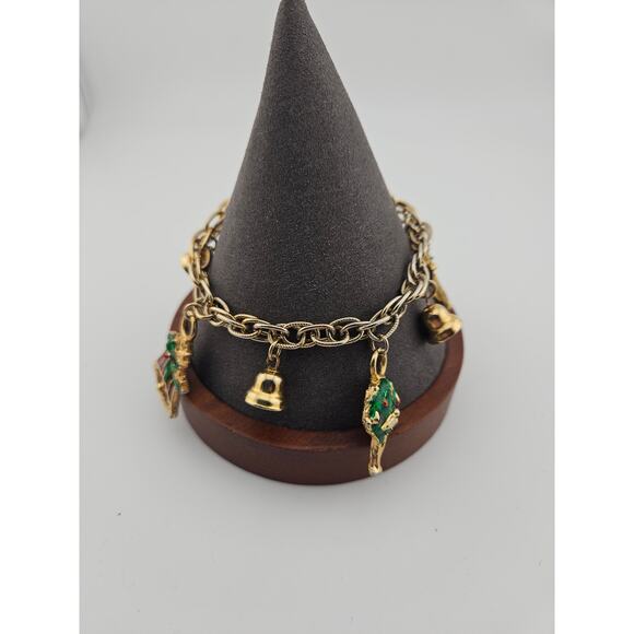 Gold Tone Chain Enamel Christmas Charm Bracelet Holly Jingle Bells  Holiday - Picture 2 of 4